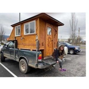 Meet your Posher, Catherine